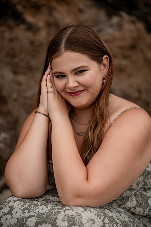 Lauren-Senior-Photos-2024-Class-of-2025-31