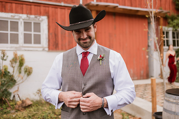 Gage-Mckayla-Adeline-Farm-Wedding-Photos-2021-7215