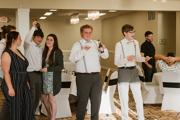 Justin-Juliana-Chinook-Winds-Casino-lincoln-City-Oregon-wedding 2021-1054
