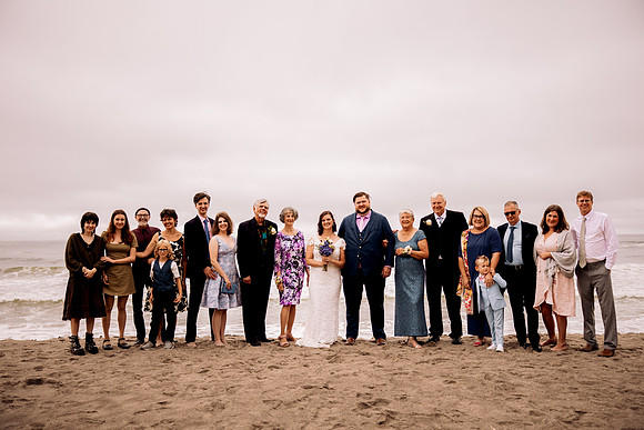 Joe-inn-at-spanish-head-lincoln-city-oregon-wedding-12