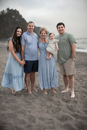 Marybeth-Neskowin-Oregon-Family-Photos-2025 (7 of 78)