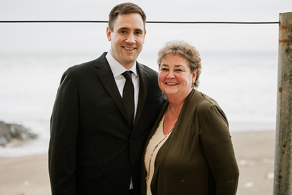 Alex-Danielle-Inn-Spanish-Head-Lincoln-City-oregon-wedding-0322
