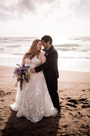 Darrick-Hillary-Gleneden-Oregon-Beach-Elopement-Photos