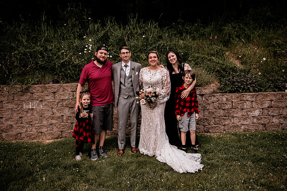 Mark-Darian-Peck-2024-Wedding-Photos-reception (80 of 127)