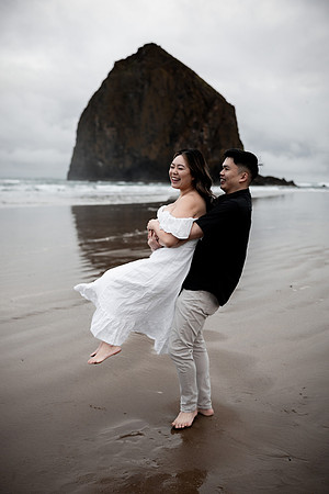 Leon-Katie-Cannon-Beach-Oregon-Engagement-photos (6 of 54)