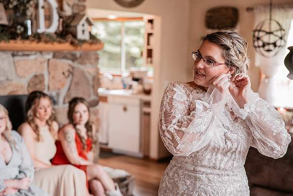 Mark-Darian-Peck-2024-Wedding-Photos-getting-ready (72 of 101)