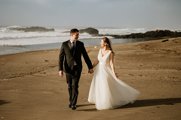 Alex-Danielle-Inn-Spanish-Head-Lincoln-City-oregon-wedding-0735