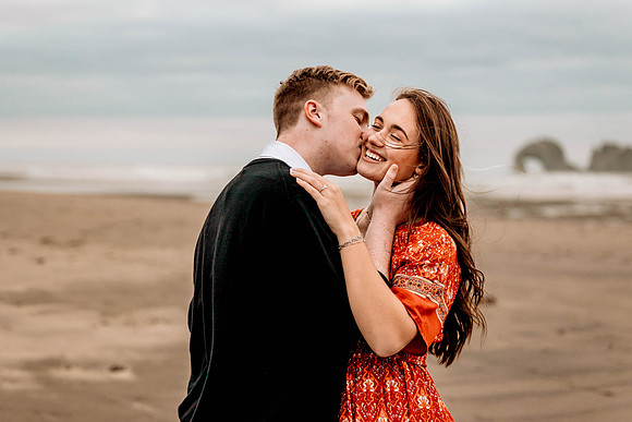 Liam-Catherine-Rockaway-Beach-Proposal-Oregon-1086