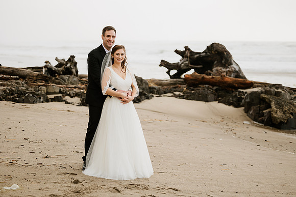 Alex-Danielle-Inn-Spanish-Head-Lincoln-City-oregon-wedding-0479