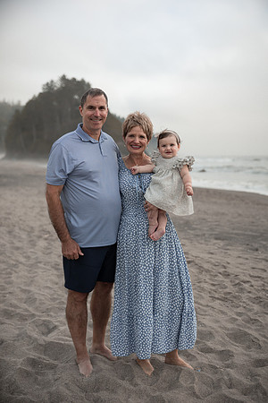 Marybeth-Neskowin-Oregon-Family-Photos-2025 (6 of 78)