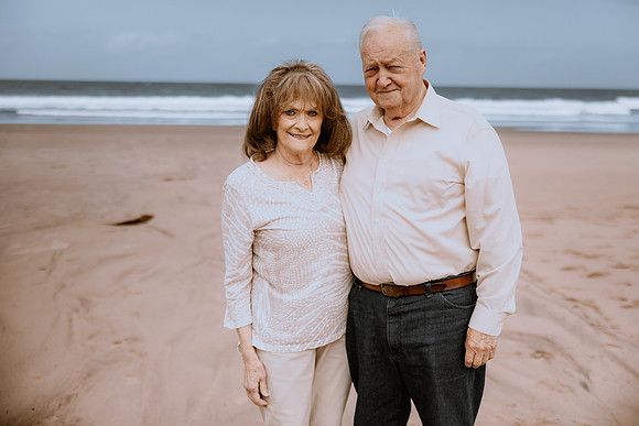 Kip-Sarah-Family-Photos-Oregon-2025-Depoe-Bay (19 of 58)