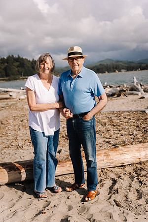 Elizabeth-family-photos-oregon-2024-21