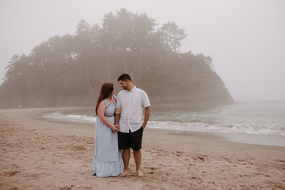Family-Photos-2024-Lincoln-City-Oregon--37