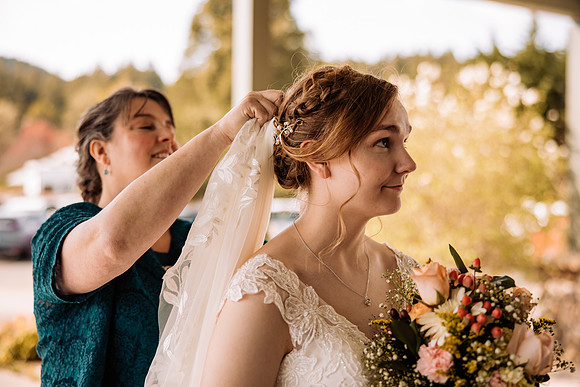 Brian-Grace-Springfield-Oregon-Church-Wedding-2022-9806