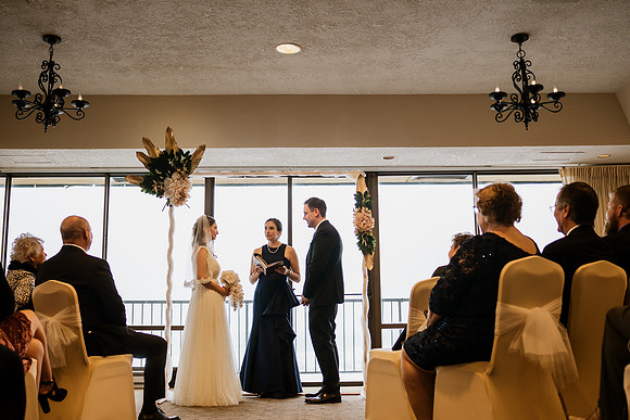Alex-Danielle-Inn-Spanish-Head-Lincoln-City-oregon-wedding-0150