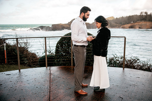 Nick-Rochelle-Whale-Cove-Depoe-Bay-Elopement-Photos (13 of 65)