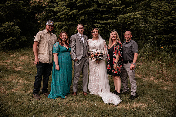 Mark-Darian-Peck-2024-Wedding-Photos-reception (17 of 127)