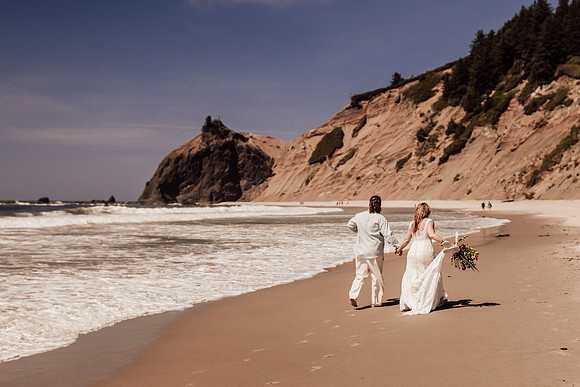 Ty-Sandy-lincoln-city-oregon-roads-end-elopement-photographer-9830
