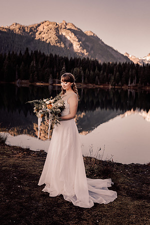 Mark-Cassie-Gold-Creek-pond-Rainier-Washington-Elopemnt-Photos--2-2