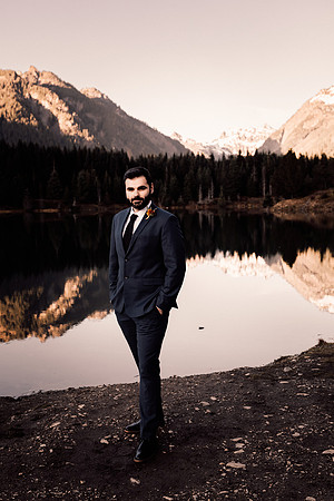 Mark-Cassie-Gold-Creek-pond-Rainier-Washington-Elopemnt-Photos--4