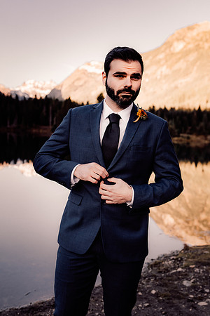 Mark-Cassie-Gold-Creek-pond-Rainier-Washington-Elopemnt-Photos--6