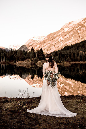 Mark-Cassie-Gold-Creek-pond-Rainier-Washington-Elopemnt-Photos---7