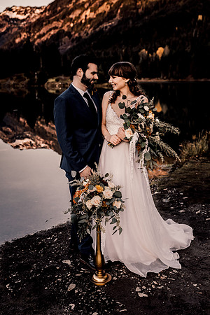 Mark-Cassie-Gold-Creek-pond-Rainier-Washington-Elopemnt-Photos--12