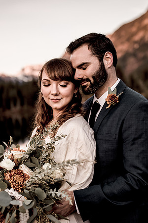 Mark-Cassie-Gold-Creek-pond-Rainier-Washington-Elopemnt-Photos---18