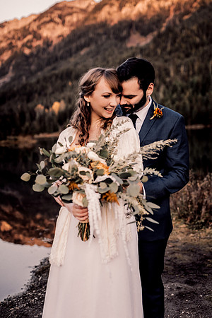 Mark-Cassie-Gold-Creek-pond-Rainier-Washington-Elopemnt-Photos--21