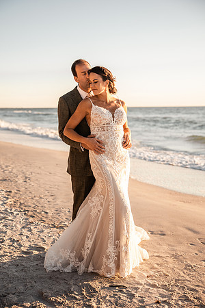 Bennett-Tamra-Sunset-Beach-House-Wedding-Saint-Peterburg-Florida-2021-8056
