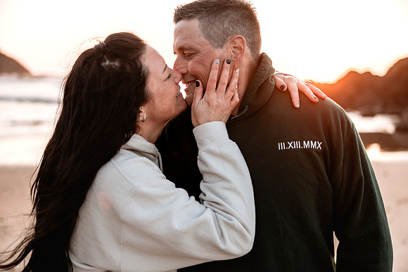 Mike-Heather-Depoe-Bay-Oregon-Anniversary-Photos (54 of 71)