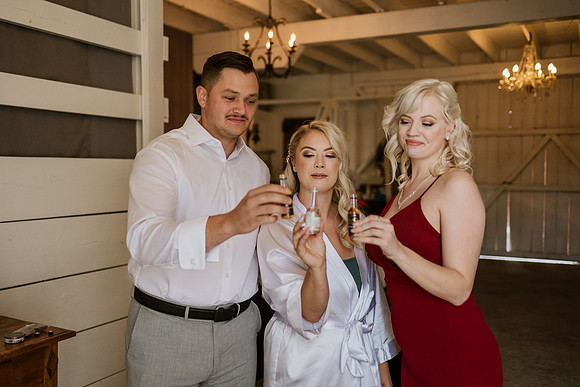 Gage-Mckayla-Adeline-Farm-Wedding-Photos-2021-7179