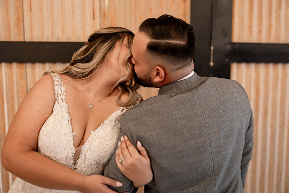 Kara-Sam-Simple-Affairs-Vegas-Wedding-Photos-58