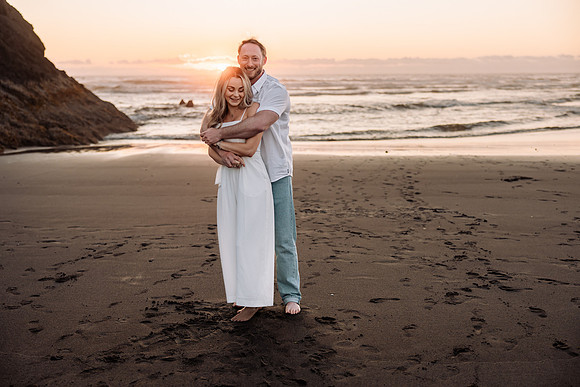 Kannon-Ashley-Surpise-Proposal-Rock-Neskowin-Oregon-Photos (37 of 94)