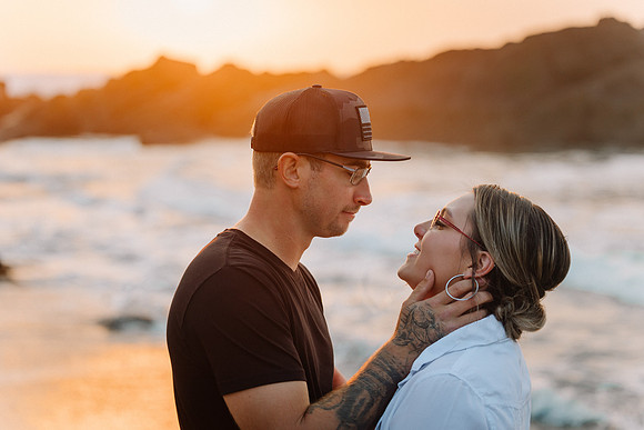 Mark-Darian-Fogarty-Creek-Engagement-Session-12