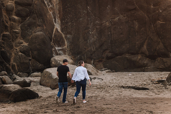 Mark-Darian-Fogarty-Creek-Engagement-Session-35