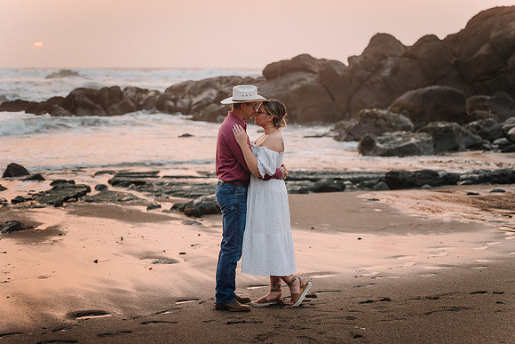 Mark-Darian-Fogarty-Creek-Engagement-Session-38