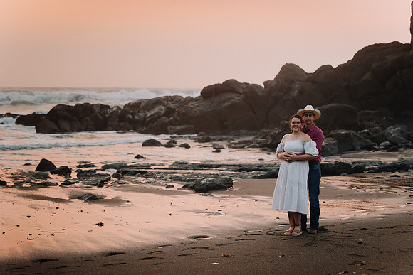 Mark-Darian-Fogarty-Creek-Engagement-Session-41