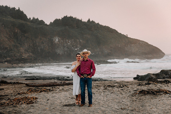 Mark-Darian-Fogarty-Creek-Engagement-Session-44