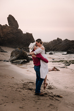 Mark-Darian-Fogarty-Creek-Engagement-Session-60