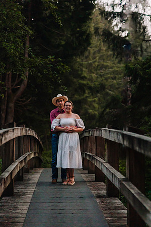 Mark-Darian-Fogarty-Creek-Engagement-Session-68