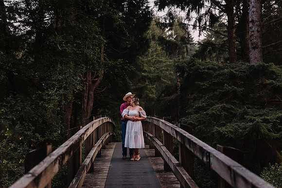 Mark-Darian-Fogarty-Creek-Engagement-Session-69