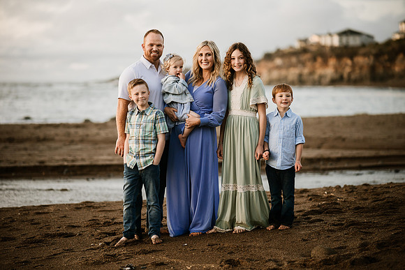 Haley-Lincoln-City-Fogarty-Creek-Oregon-Family-Couples-vacation-Photos-8870