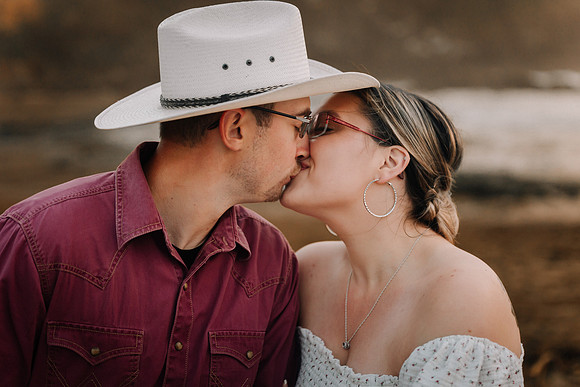 Mark-Darian-Fogarty-Creek-Engagement-Session-46