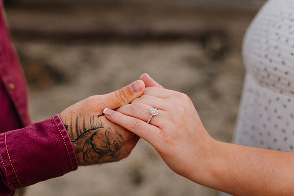 Mark-Darian-Fogarty-Creek-Engagement-Session-50