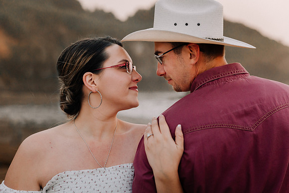 Mark-Darian-Fogarty-Creek-Engagement-Session-52