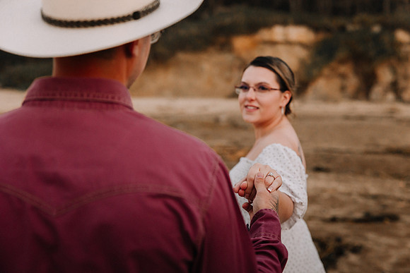 Mark-Darian-Fogarty-Creek-Engagement-Session-54