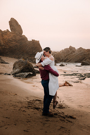 Mark-Darian-Fogarty-Creek-Engagement-Session-60