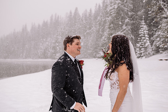 Tyler-Brittani-Lake-Priest-Idaho-Winter-Snow-Wedding-2021-03286