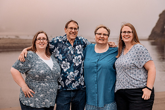 Debra-Proposal-Rock-Oregon-Family-Photos-2022 (16 of 50)